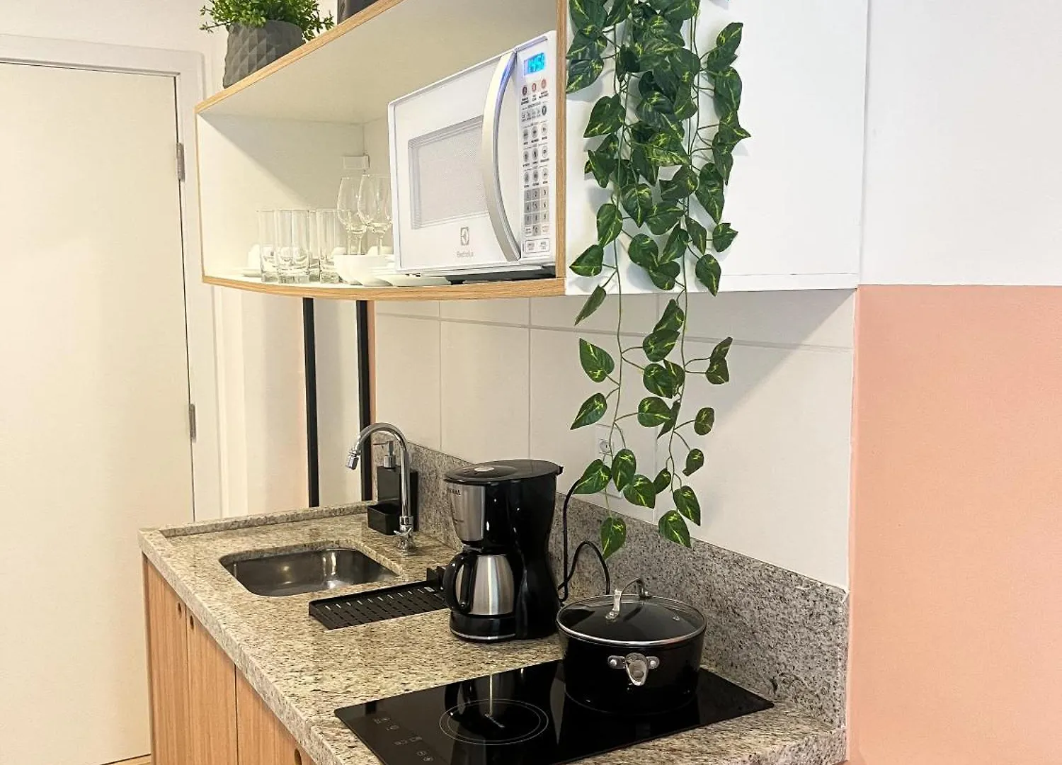 Apartamento Aconchegante 1 Dormitorio A 250M Do Metro - Liberdade, São Paulo