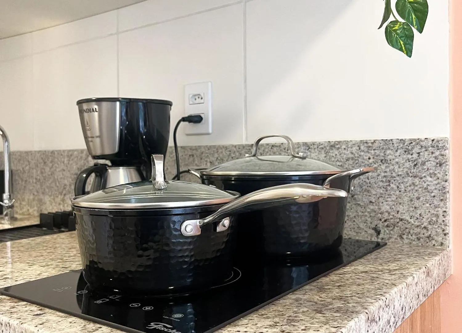 Apartamento Aconchegante 1 Dormitorio A 250M Do Metro - Liberdade, São Paulo 0*,  Brasil