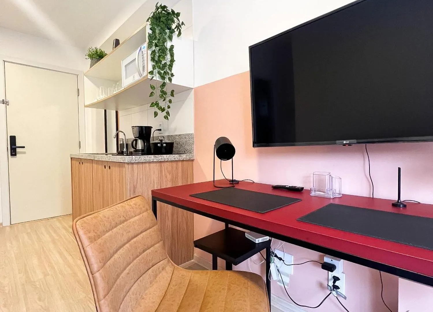 Apartamento Aconchegante 1 Dormitorio A 250M Do Metro - Liberdade, São Paulo 0*,  Brasil